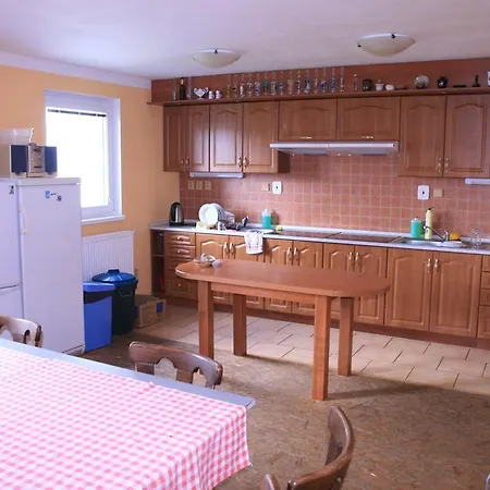 게스트하우스 Frysavsky Ledovec